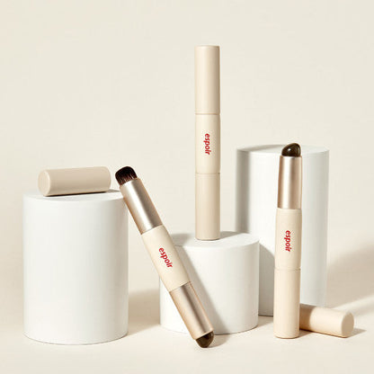 ESPOIR DUAL SMUDGING LIP BRUSH - ESPOIR | COLOURSWINK