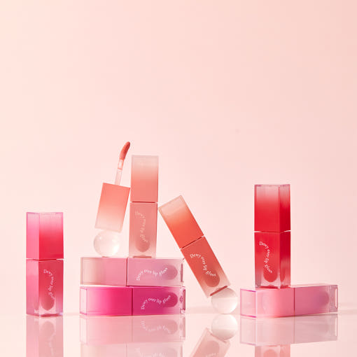 MACQUEEN NEW YORK DEWY OVER LIP GLOSS 6 COLORS | COLOURSWINK