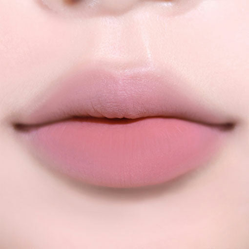 COLORGRAM ALL IN ONE OVER LIP MAKER 0 7G | COLOURSWINK