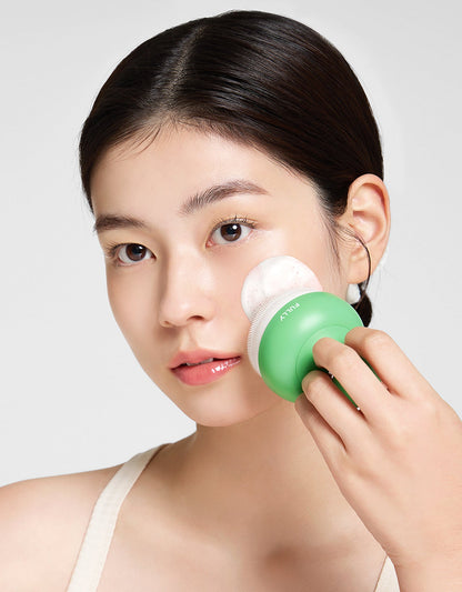 FULLY PORE CLEANSING BRUSH | COLOURSWINK