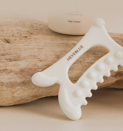 HEVEBLUE NATURAL WHITE CLAY HOMECARE RELAXING GUA SHA | COLOURSWINK